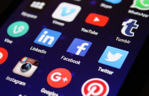 Social media marketing uitbesteden: waarom het een slimme keuze is