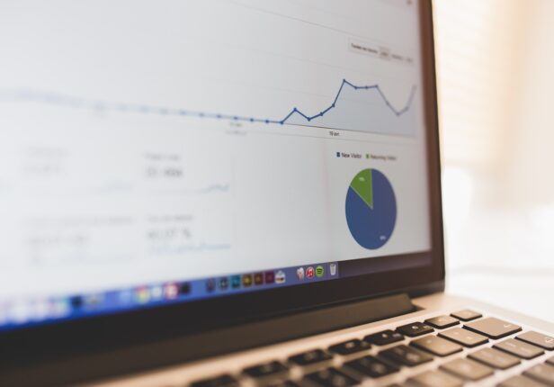 SEO Zoekmachine Optimalisatie: Alles Wat Je Moet Weten (Maar Dan Leuk!)